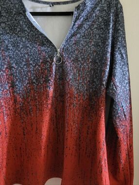O-Ring Zip Front Ombre Long Sleeve Top -